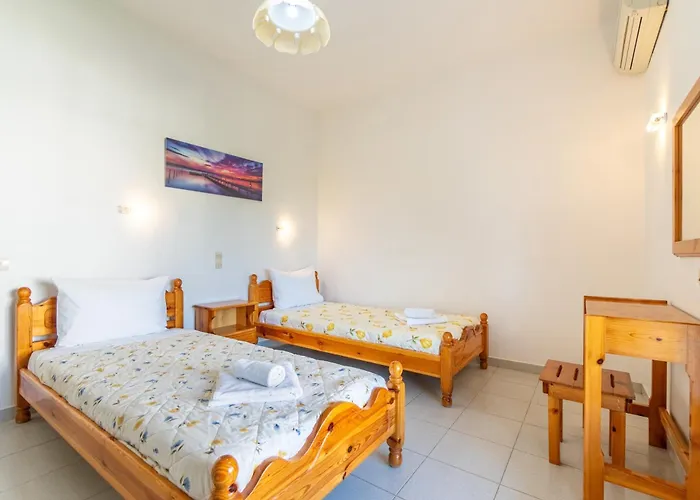 アパート Olivea 1 アカラヴィ